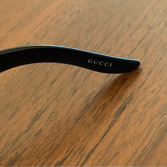 GUCCI VINTAGE 2000'S STUDDED SHEILD SUNGLASSES - Picture 6 of 8